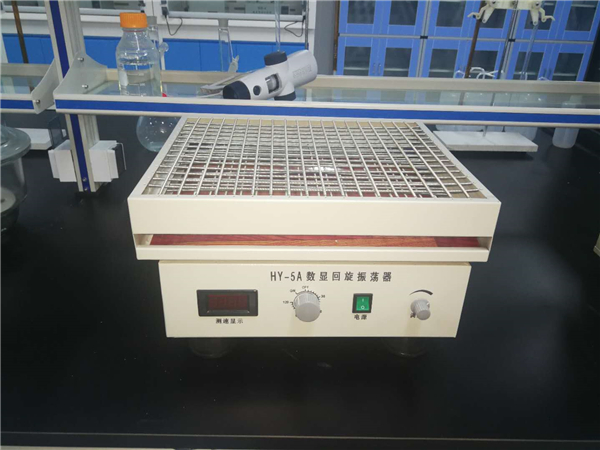仪器